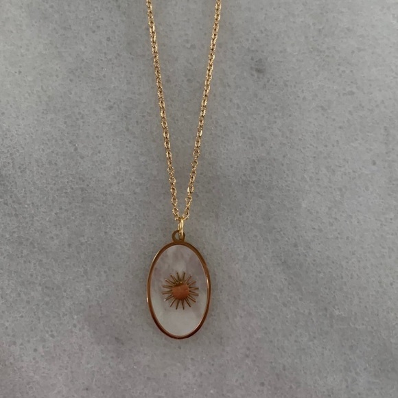 Gold vintage Style Marble Oval Pendant Sun Chain Necklace Brand New